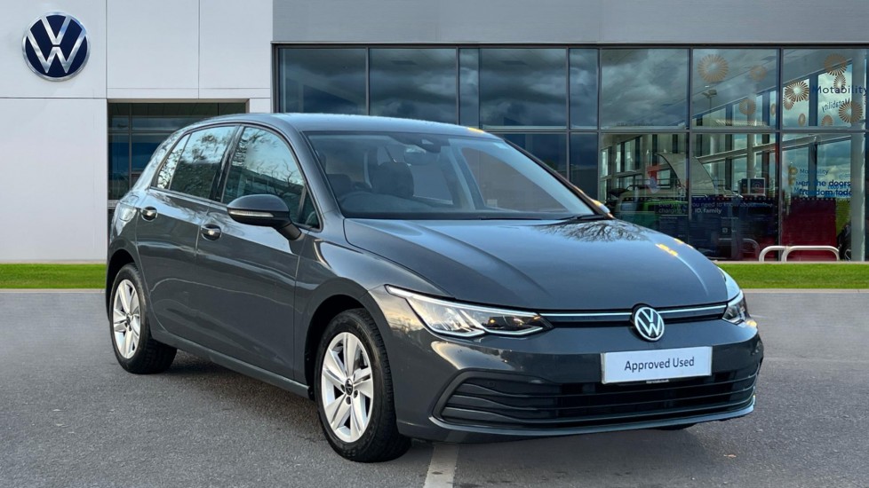 Main listing image - Volkswagen Golf