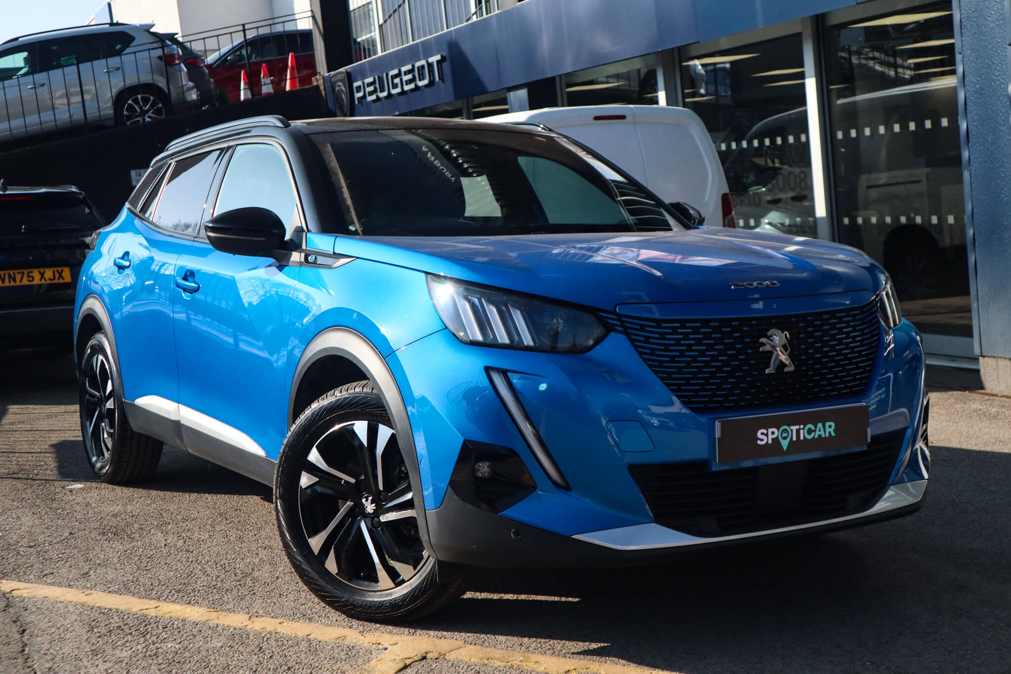 Main listing image - Peugeot e-2008