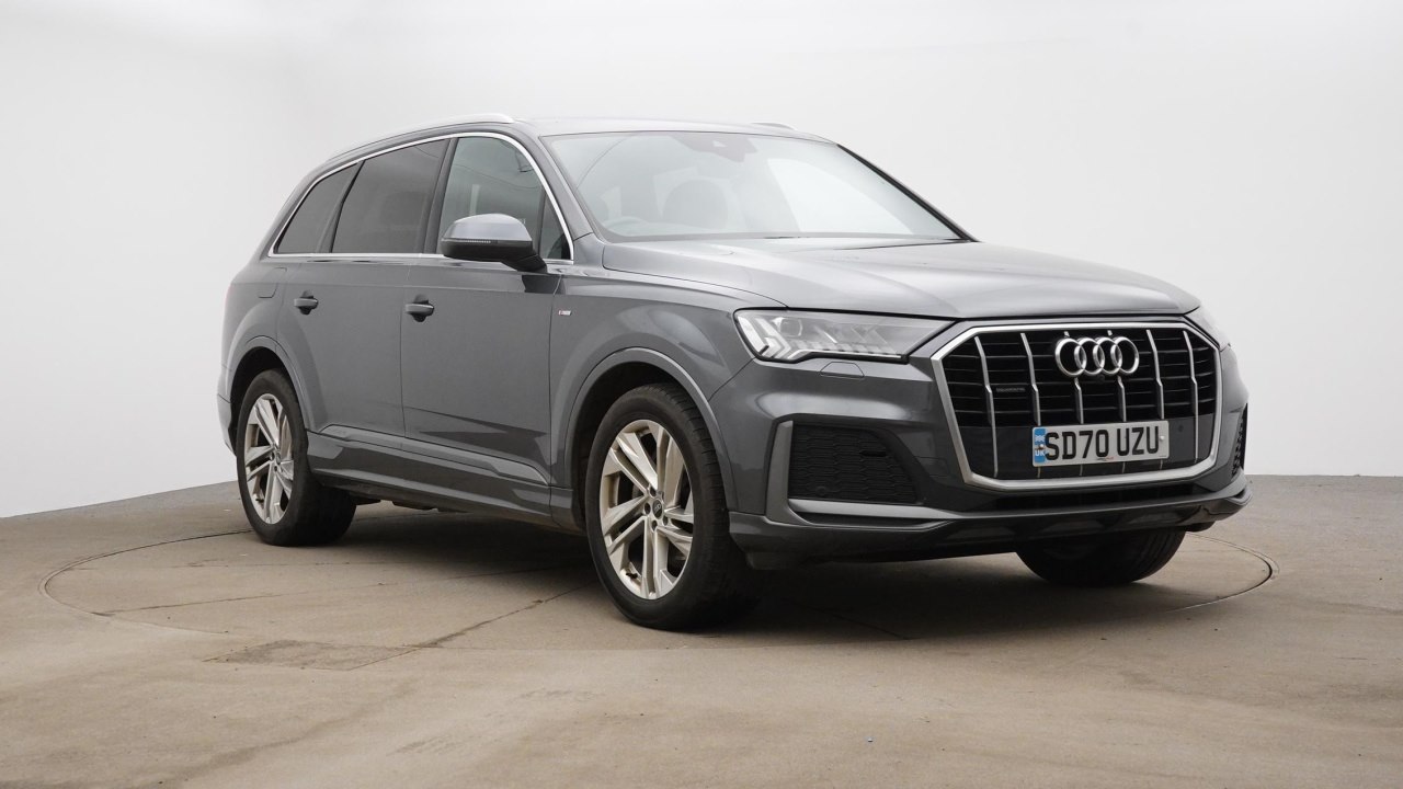 Main listing image - Audi Q7