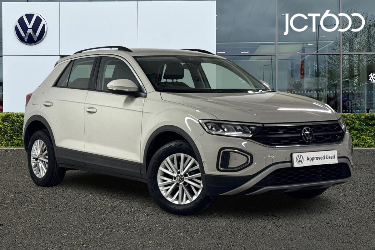 Main listing image - Volkswagen T-Roc