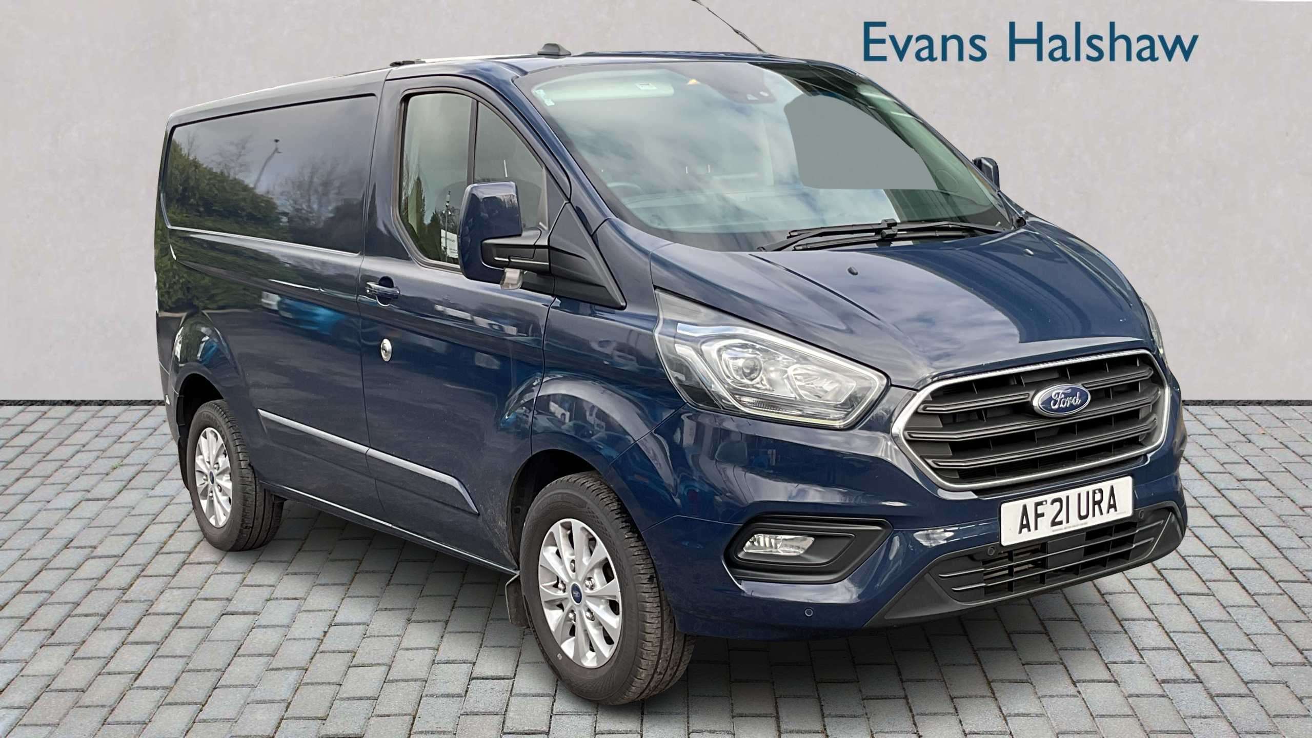 Main listing image - Ford Transit Custom
