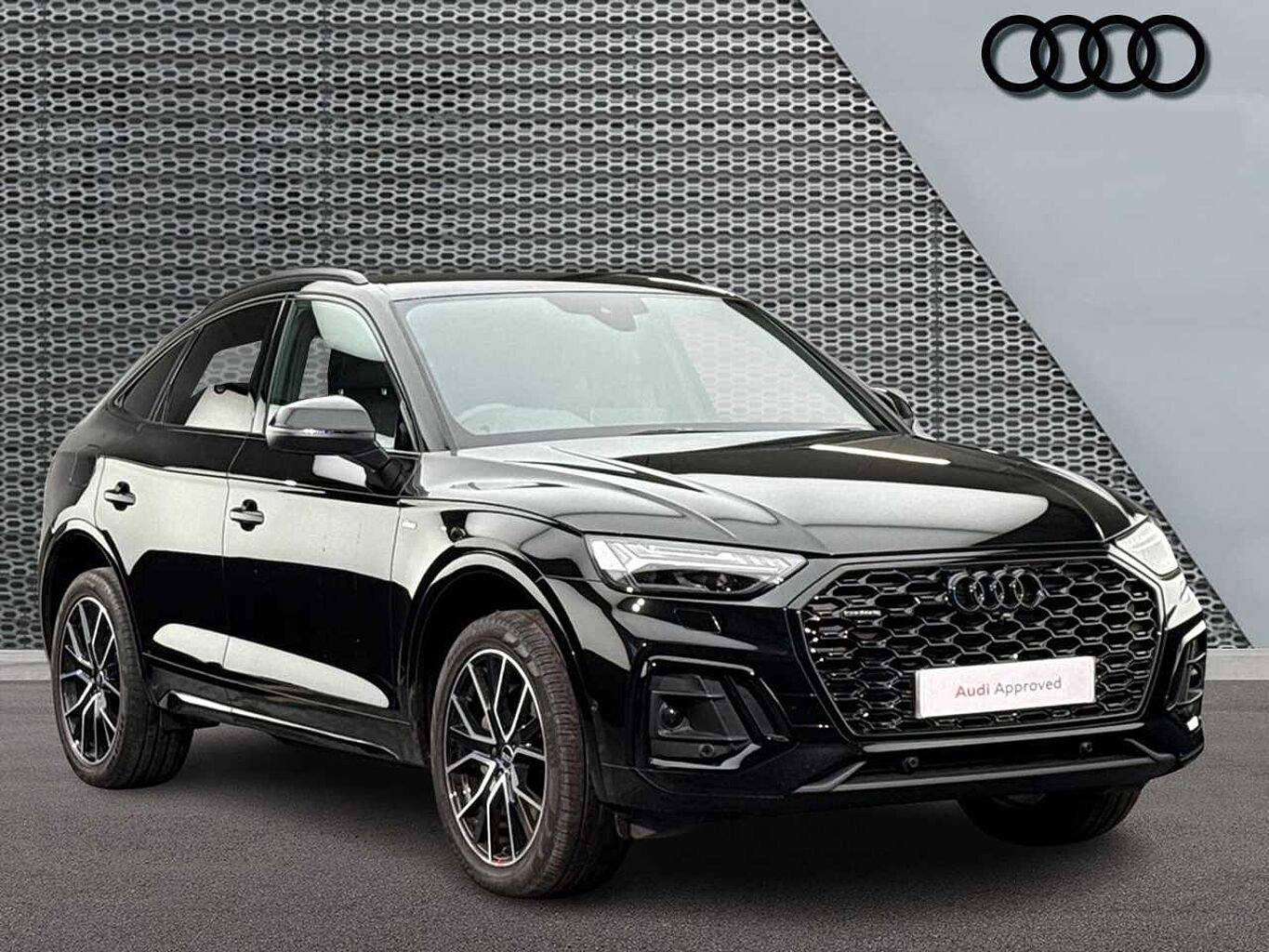 Main listing image - Audi Q5