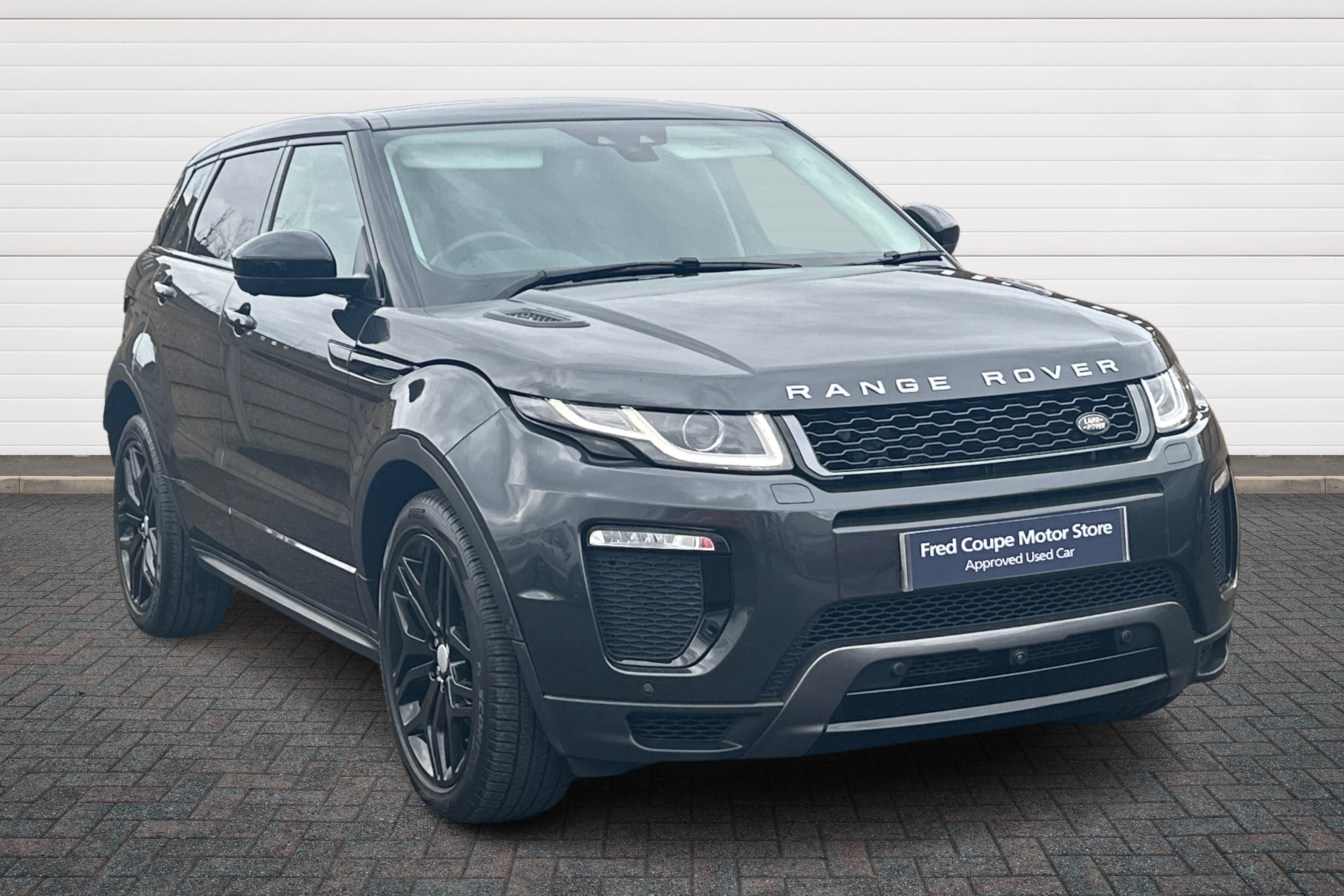 Main listing image - Land Rover Range Rover Evoque