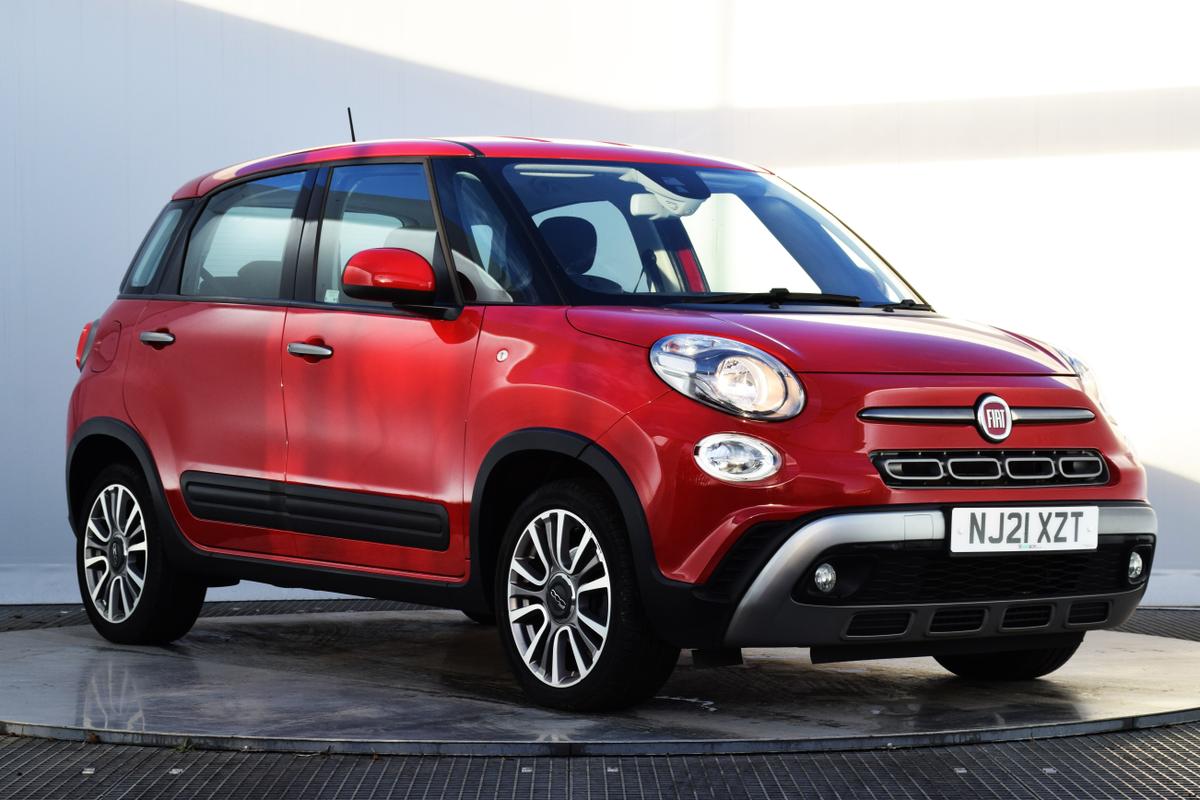 Main listing image - Fiat 500L