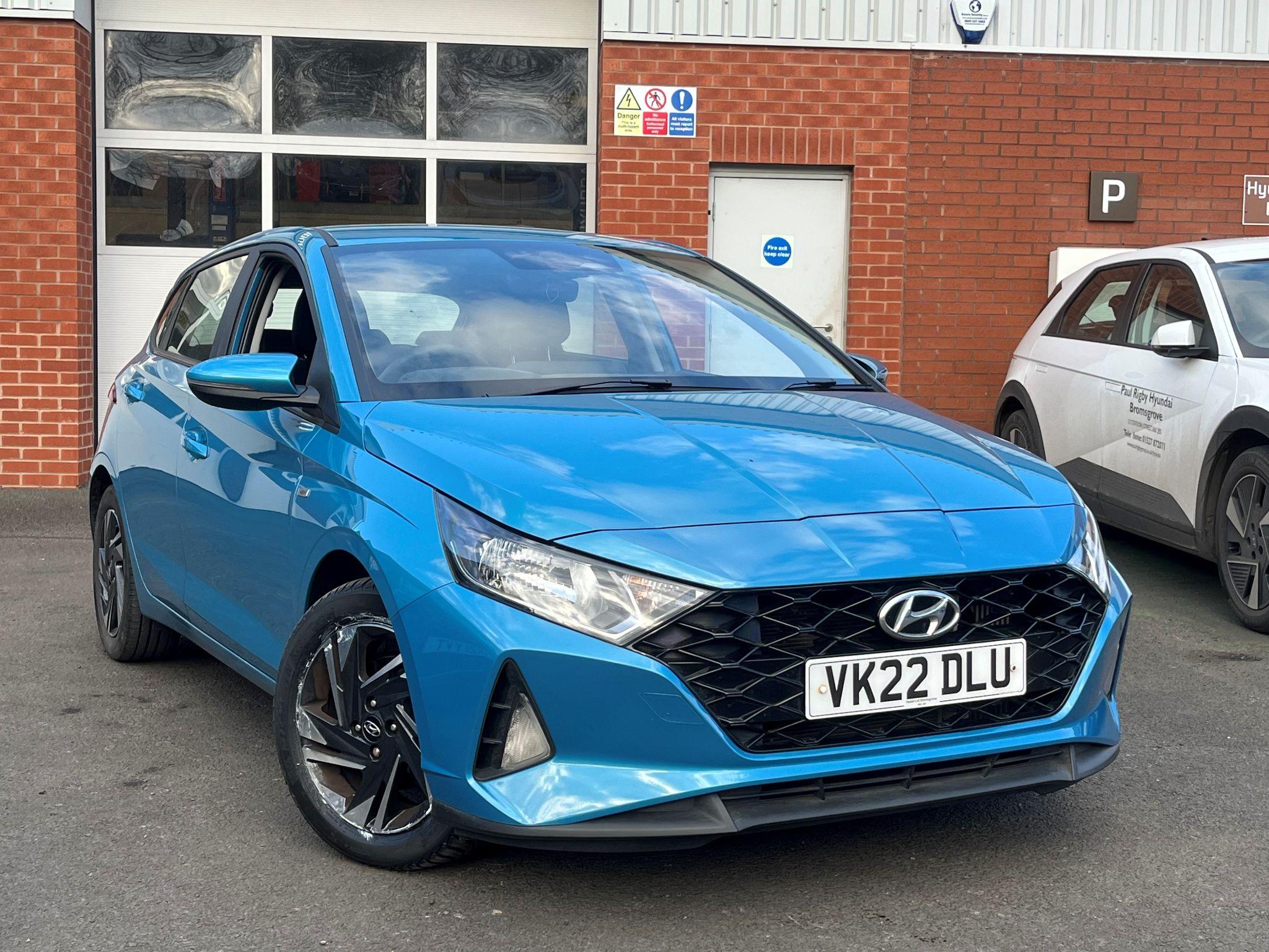 Main listing image - Hyundai i20