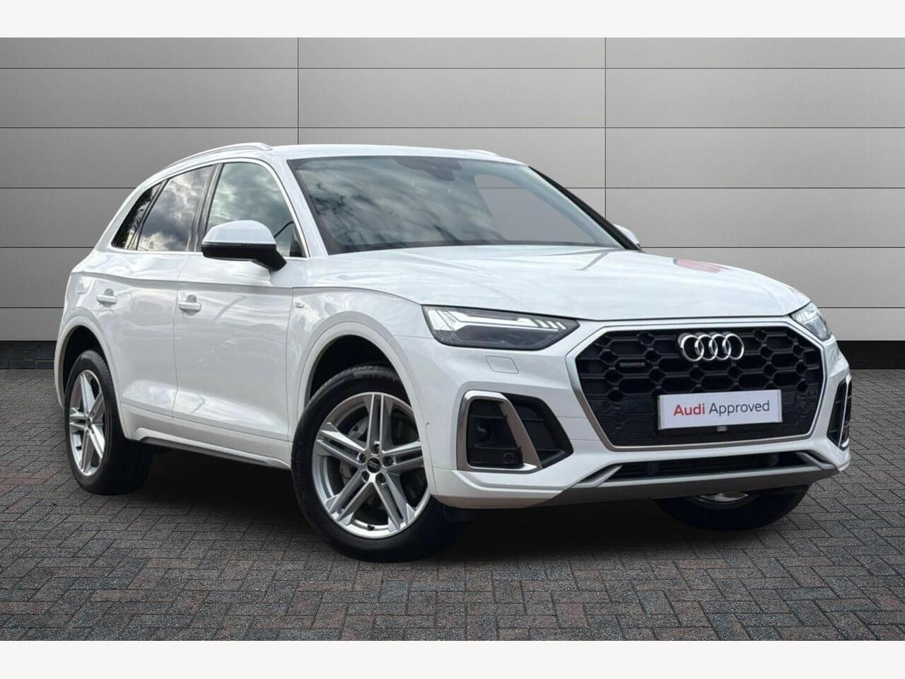 Main listing image - Audi Q5
