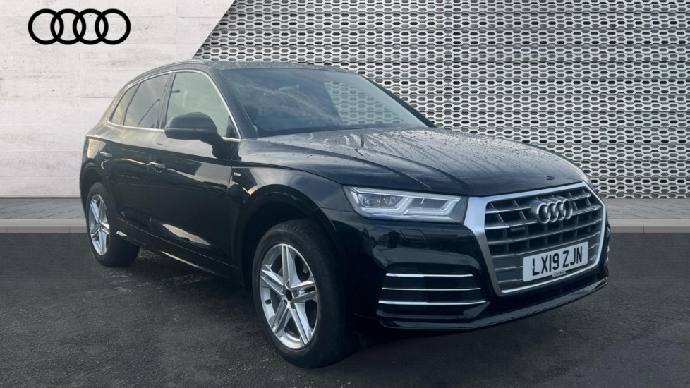 Main listing image - Audi Q5