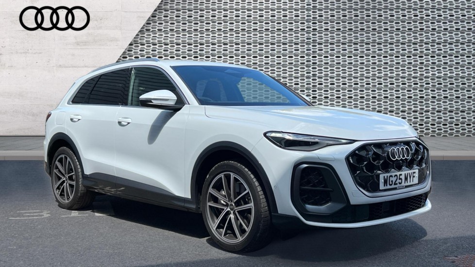 Main listing image - Audi Q5