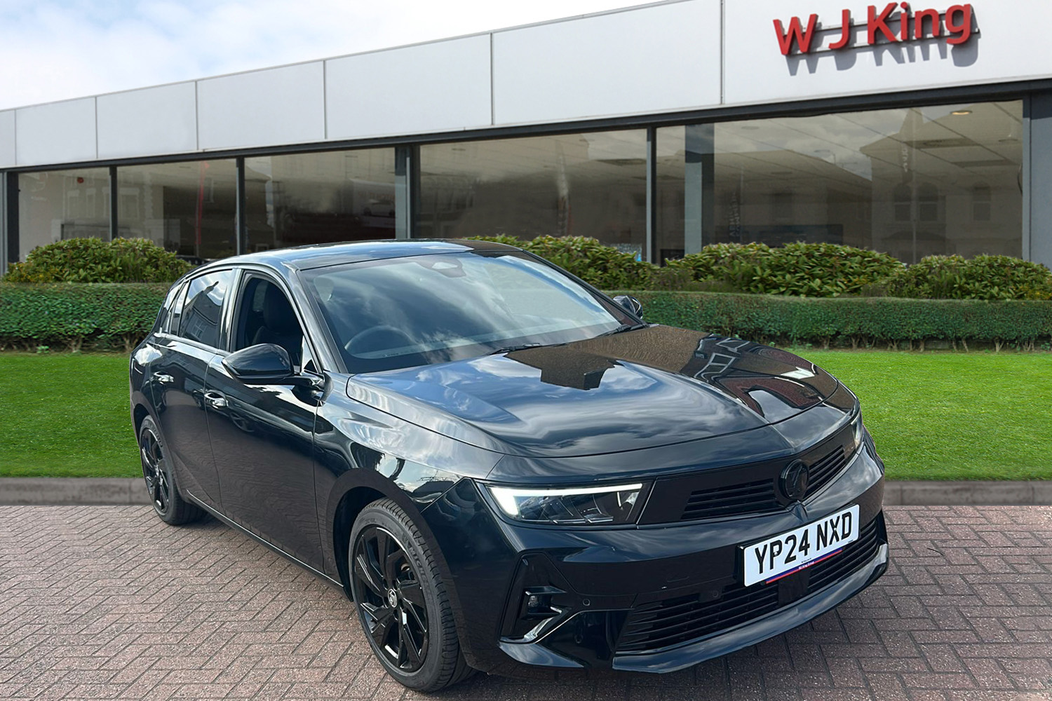Main listing image - Vauxhall Astra