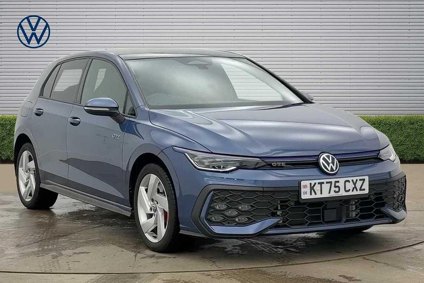 Main listing image - Volkswagen Golf