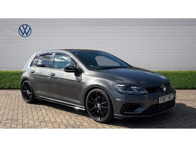 Main listing image - Volkswagen Golf
