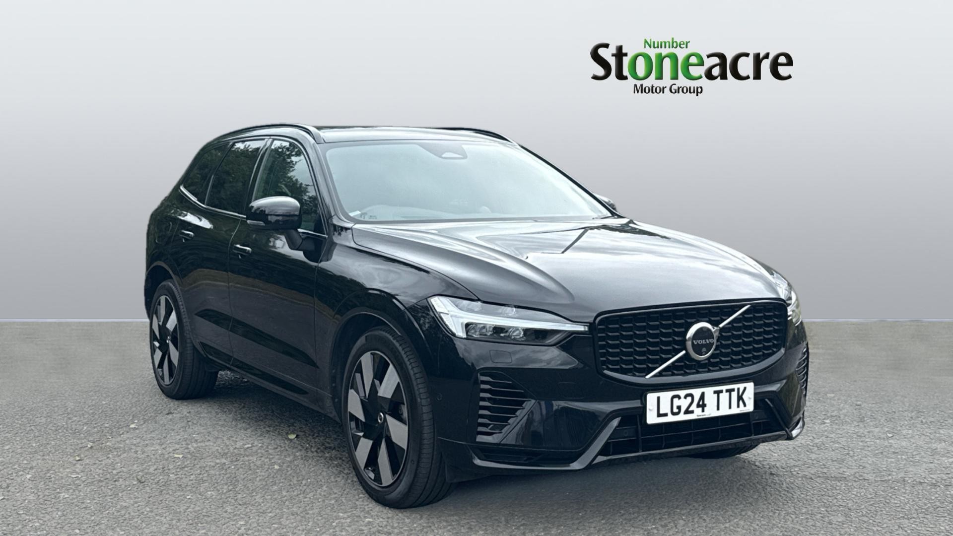 Main listing image - Volvo XC60