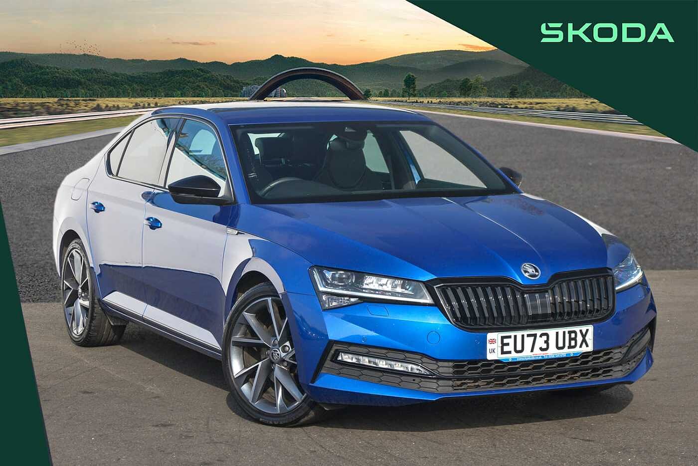 Main listing image - Skoda Superb