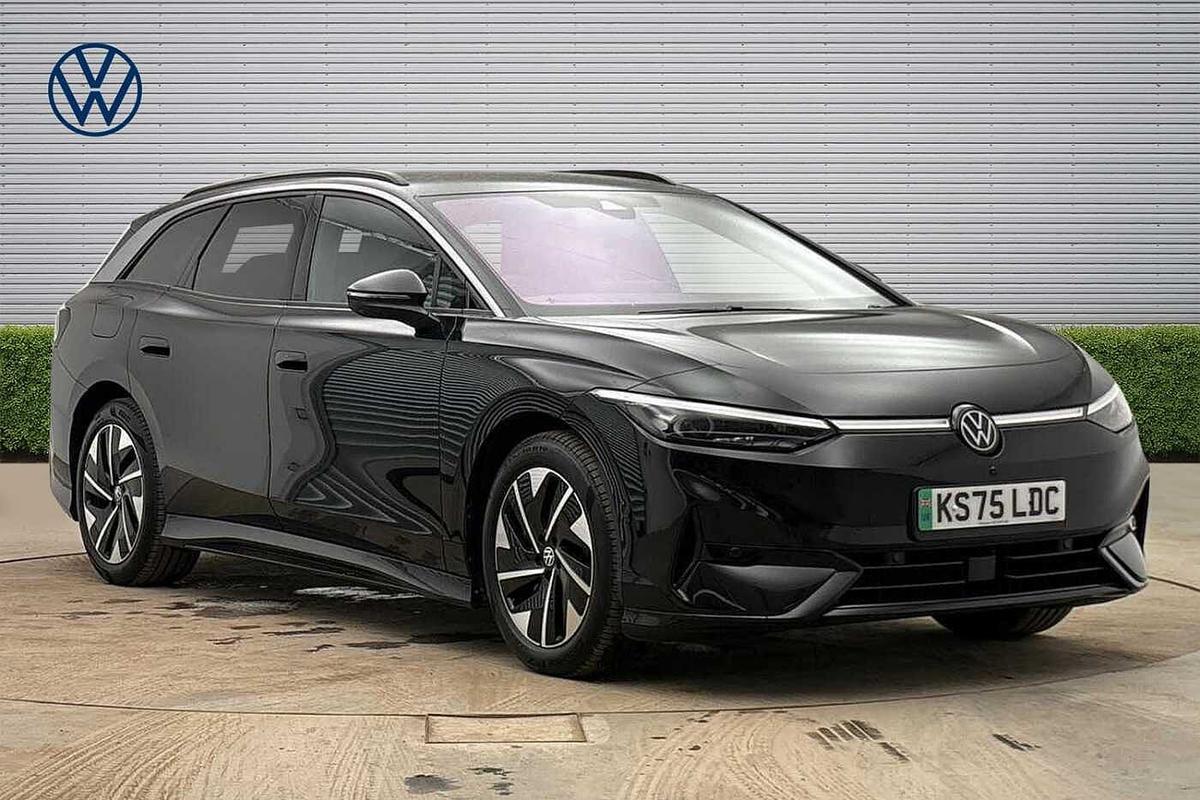 Main listing image - Volkswagen ID.7