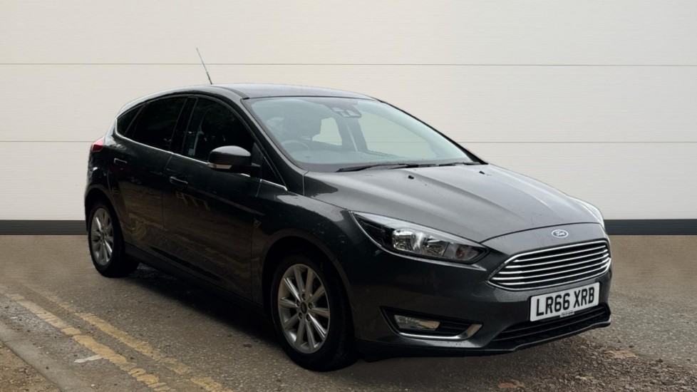 Main listing image - Ford Focus