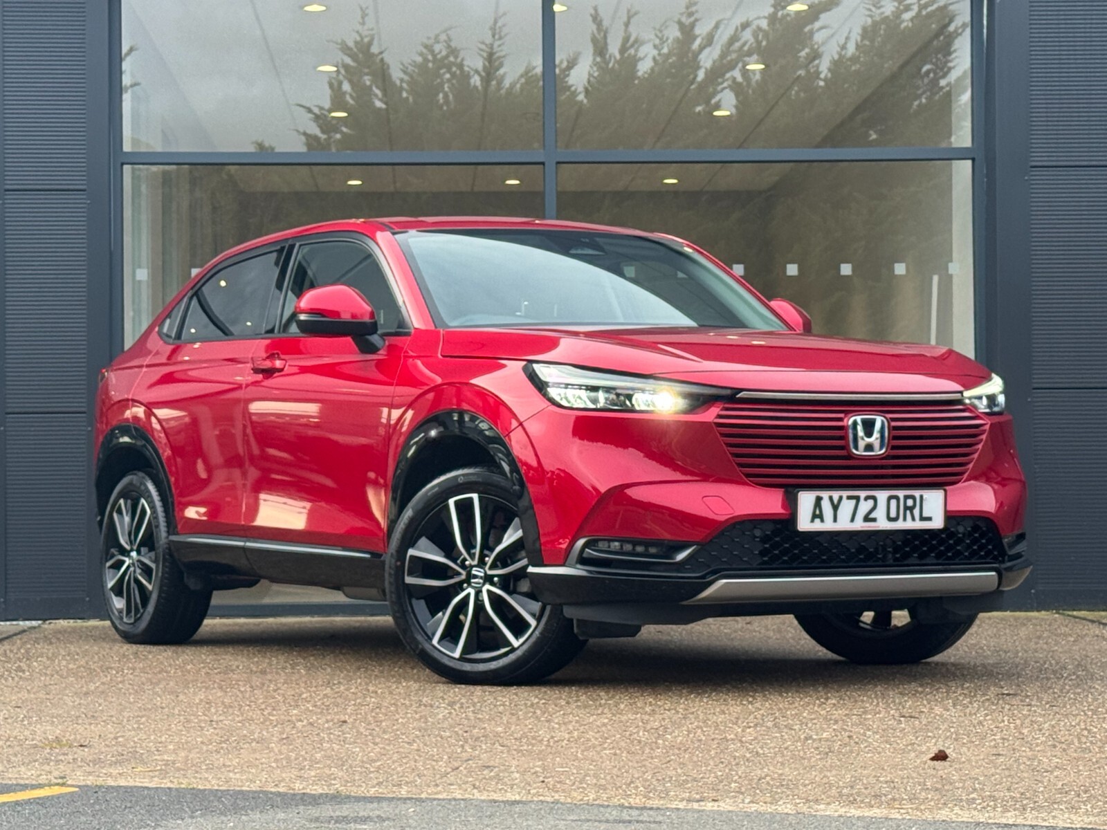 Main listing image - Honda HR-V