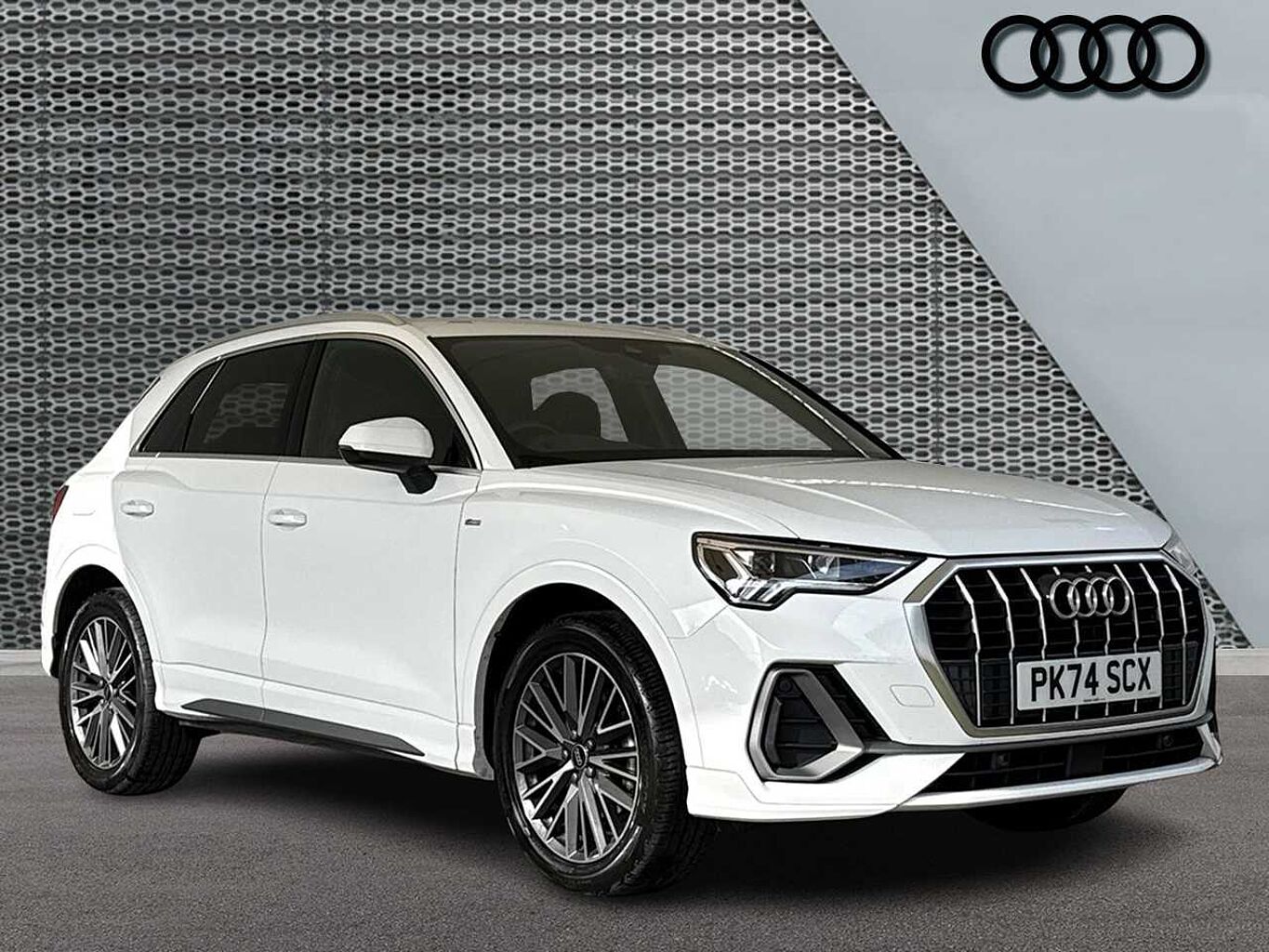 Main listing image - Audi Q3
