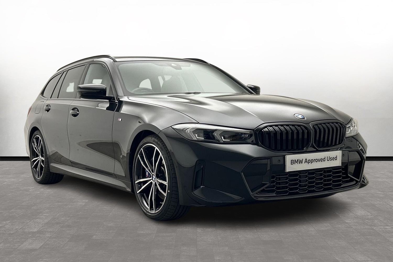 Main listing image - BMW 3 Series Touring