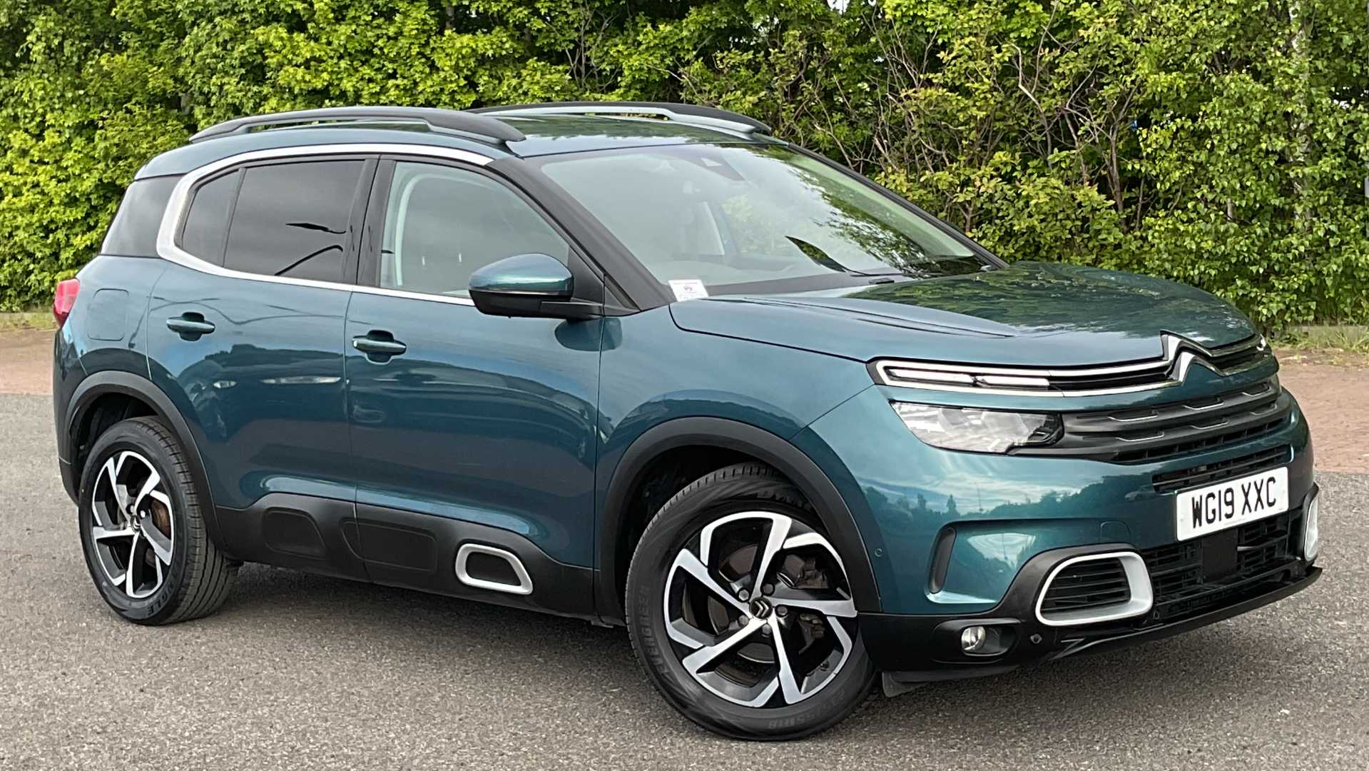 Main listing image - Citroen C5 Aircross