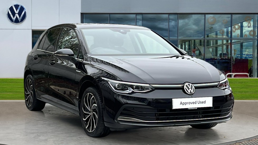 Main listing image - Volkswagen Golf