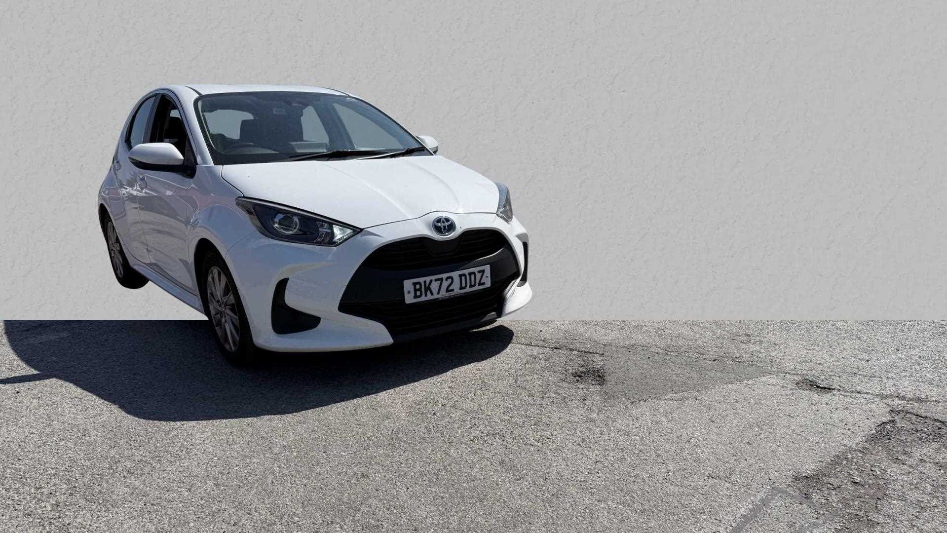 Main listing image - Toyota Yaris