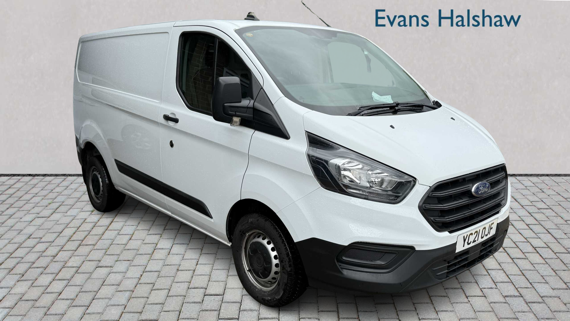 Main listing image - Ford Transit Custom