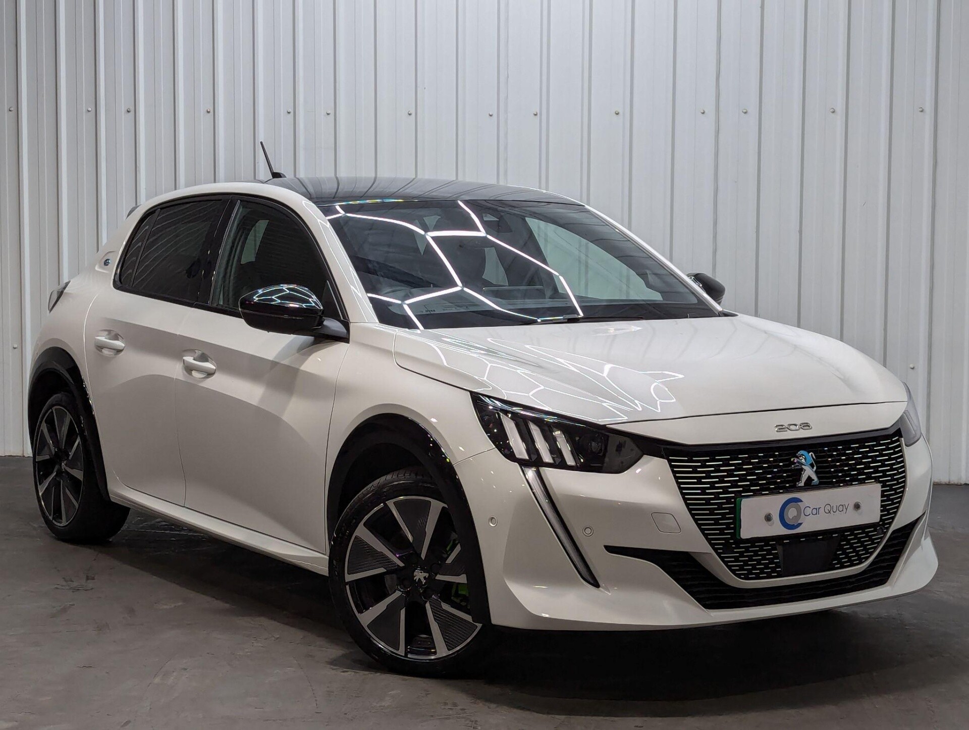 Main listing image - Peugeot e-208