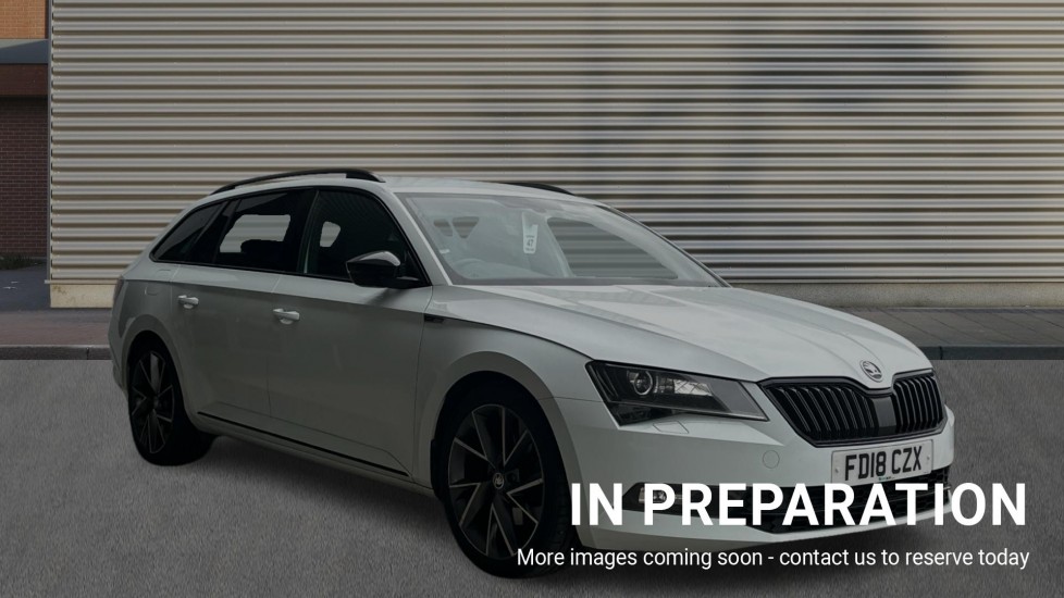 Main listing image - Skoda Superb Estate