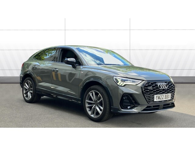 Main listing image - Audi Q3