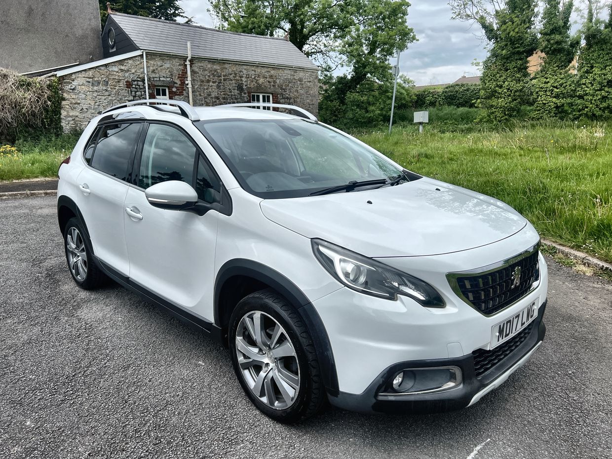 Main listing image - Peugeot 2008