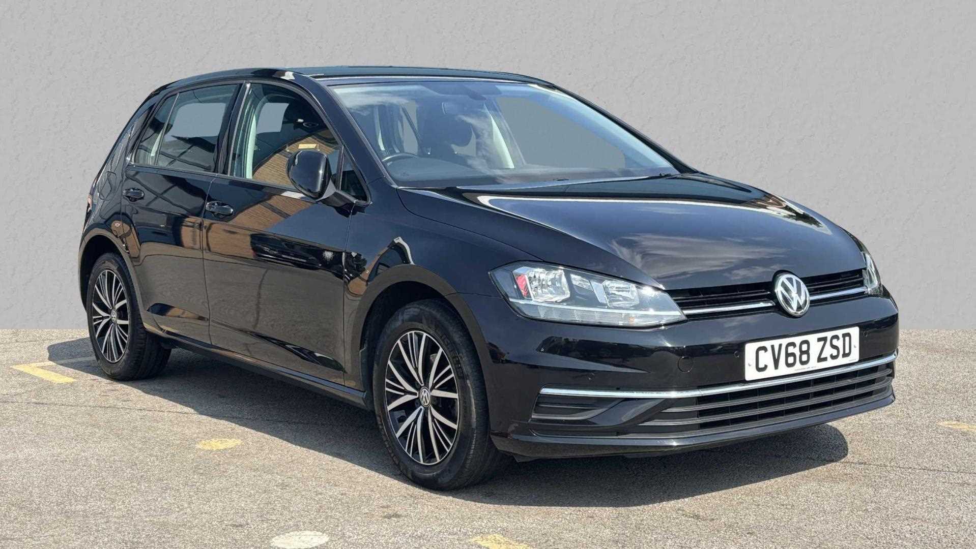 Main listing image - Volkswagen Golf