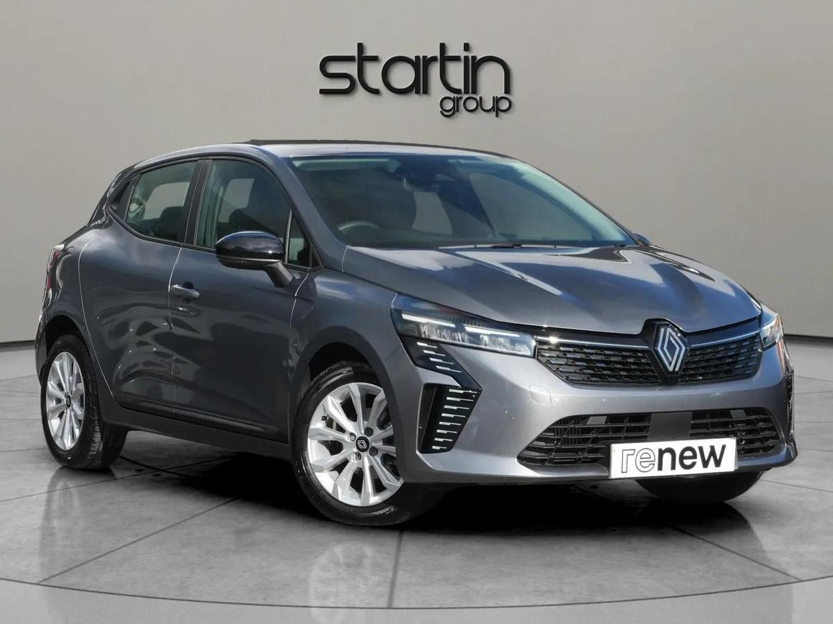 Main listing image - Renault Clio