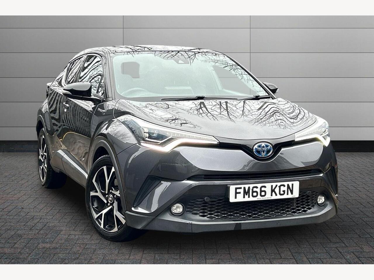 Main listing image - Toyota C-HR