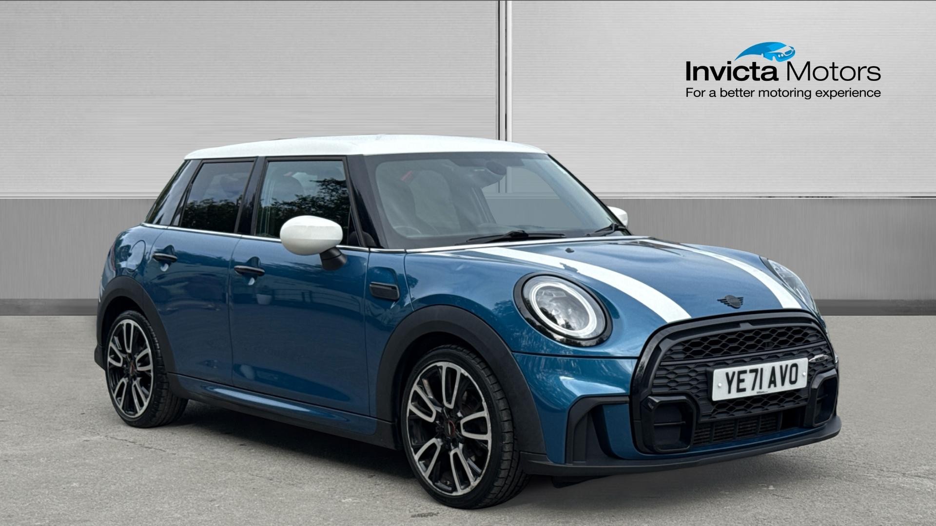 Main listing image - MINI Hatchback
