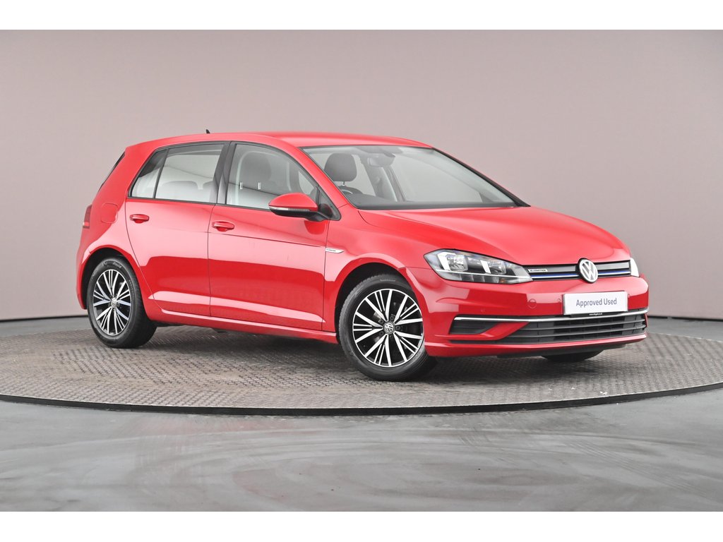 Main listing image - Volkswagen Golf