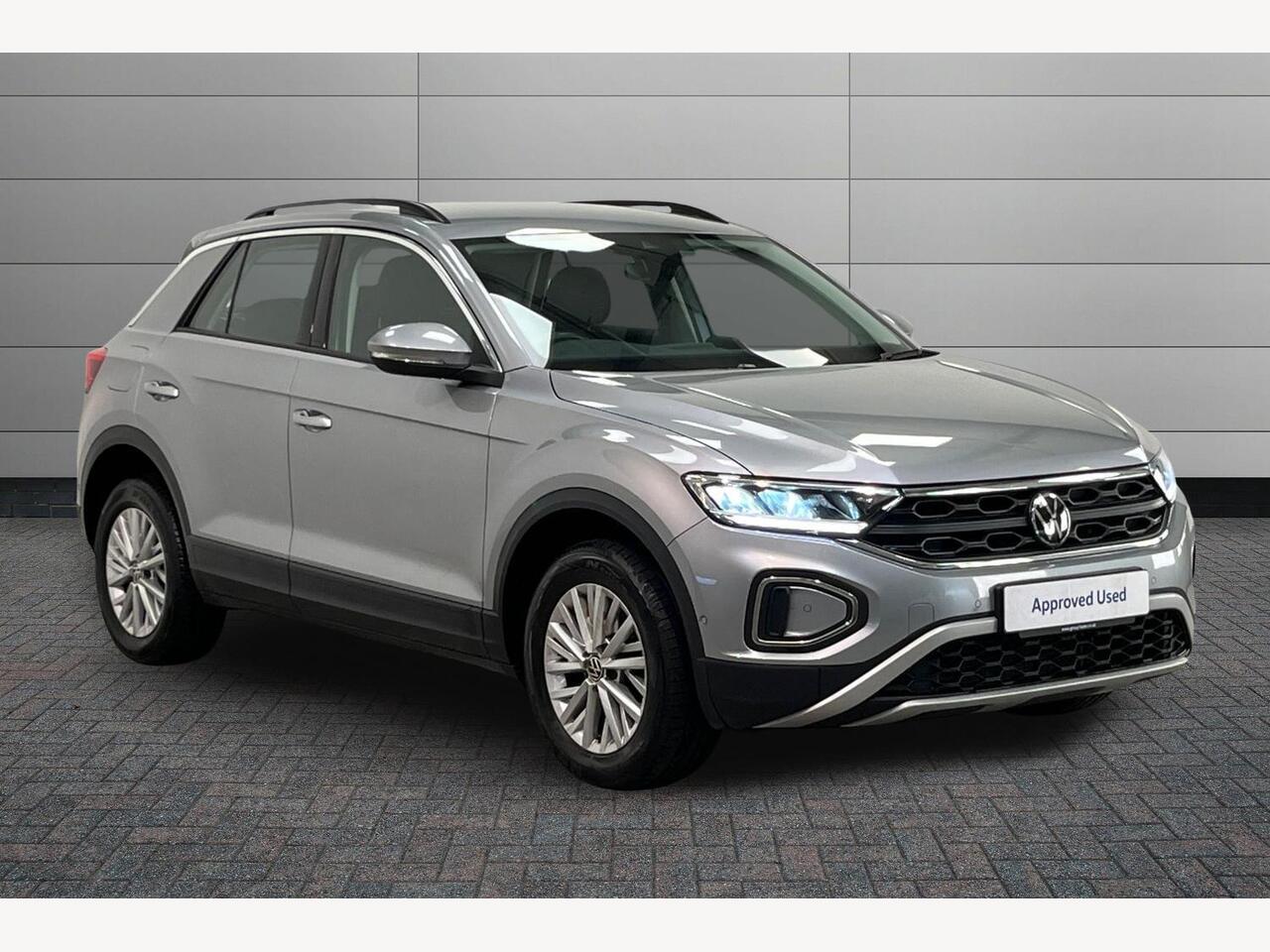 Main listing image - Volkswagen T-Roc