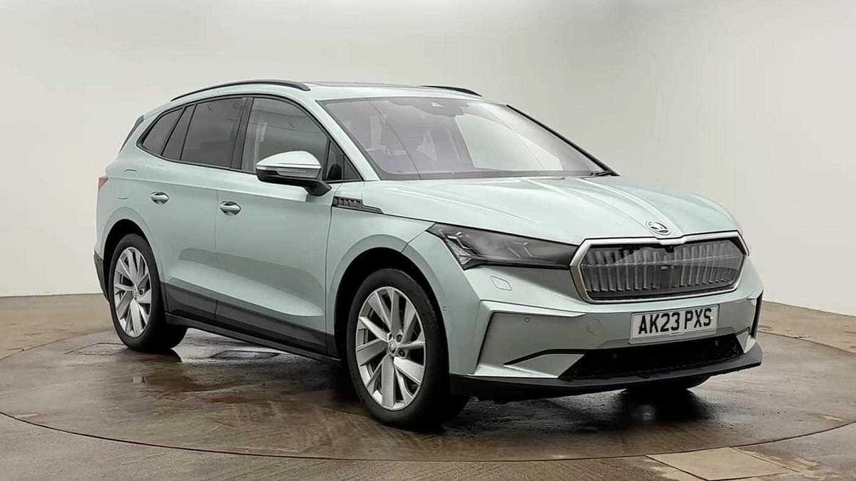 Main listing image - Skoda Enyaq