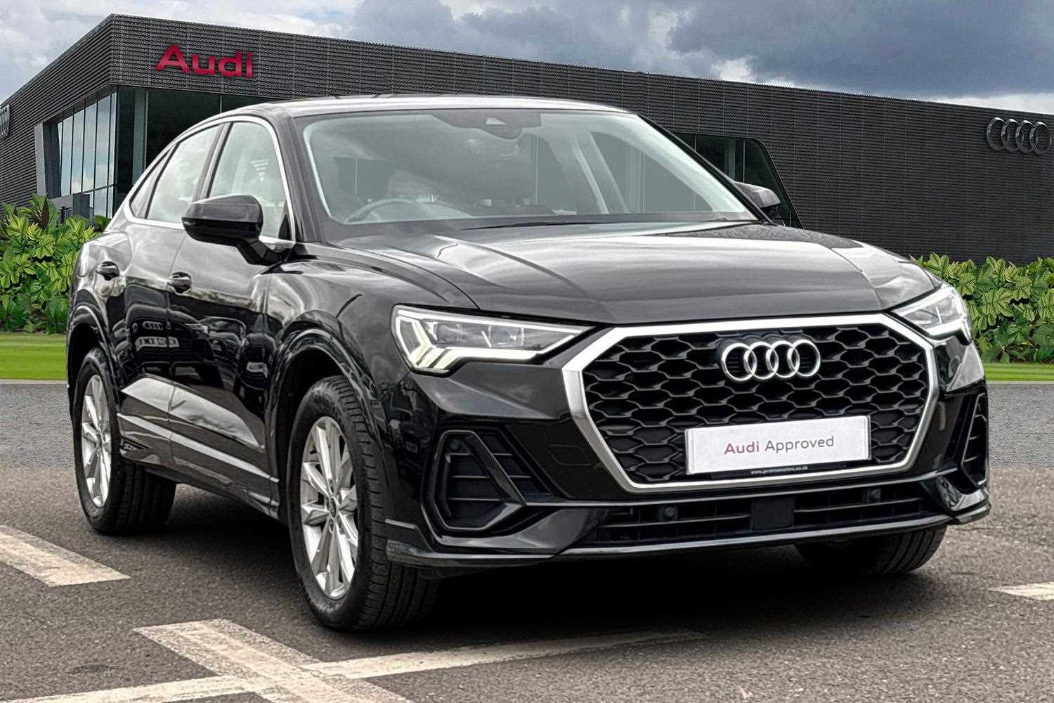 Main listing image - Audi Q3