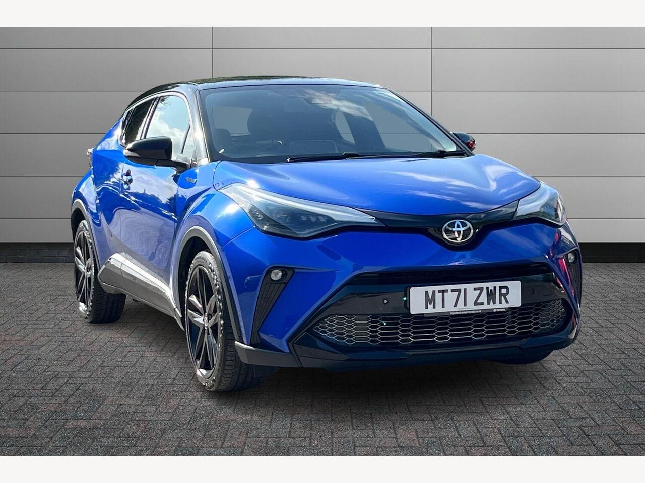 Main listing image - Toyota C-HR