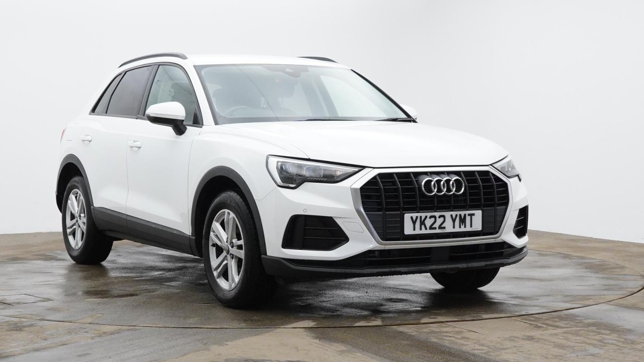 Main listing image - Audi Q3
