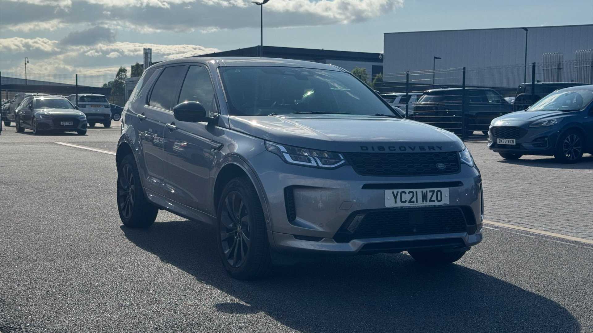 Main listing image - Land Rover Discovery Sport