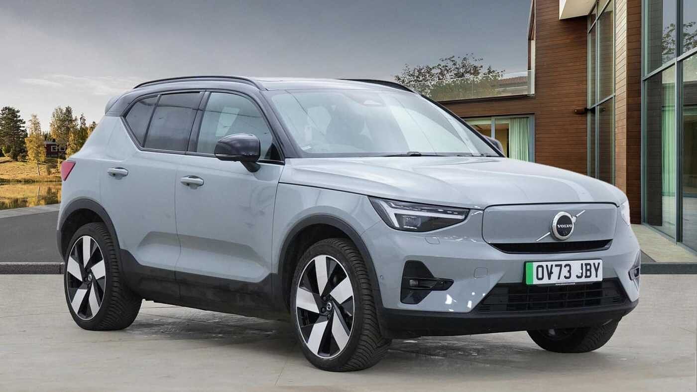 Main listing image - Volvo XC40 Recharge