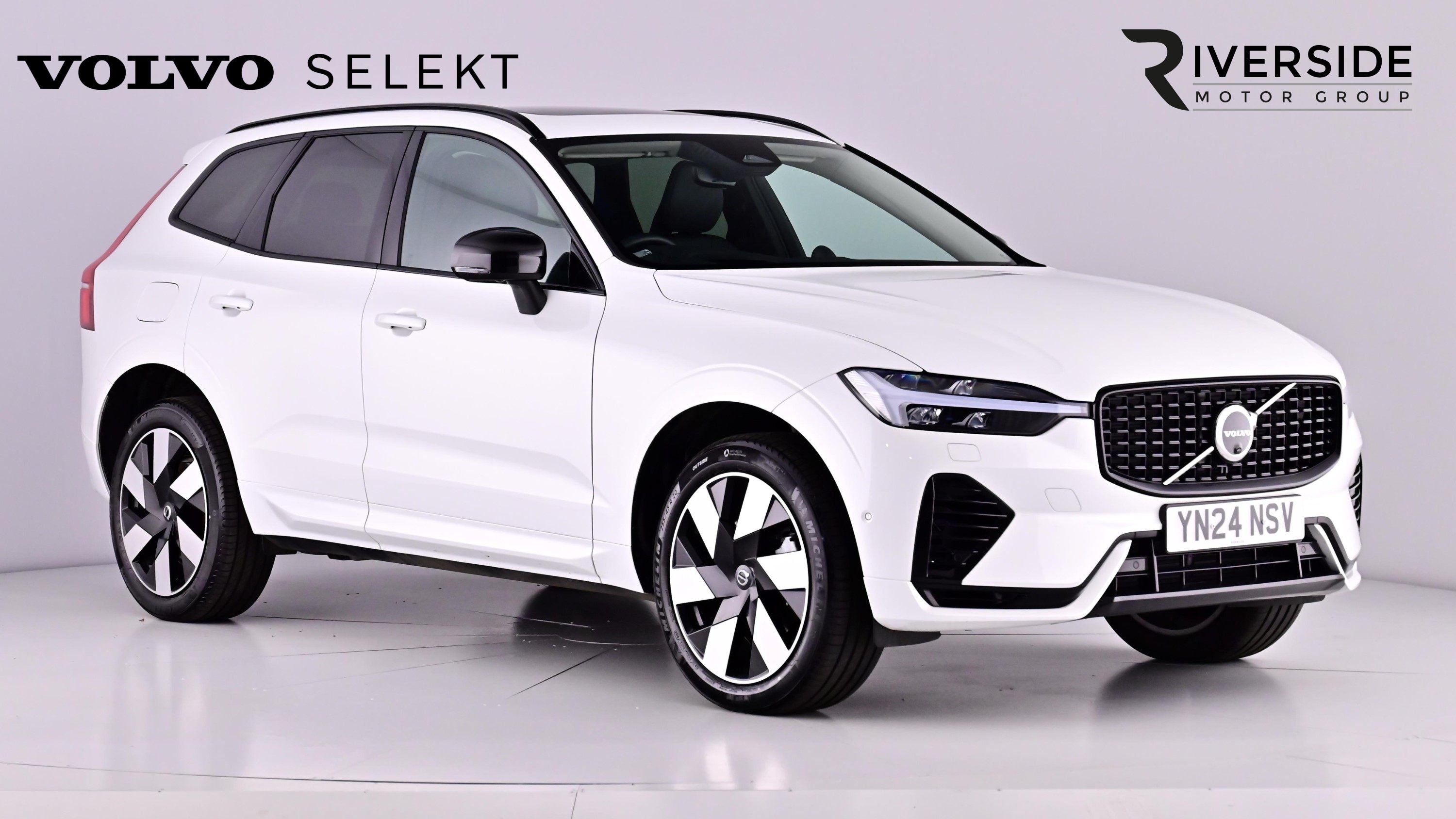 Main listing image - Volvo XC60