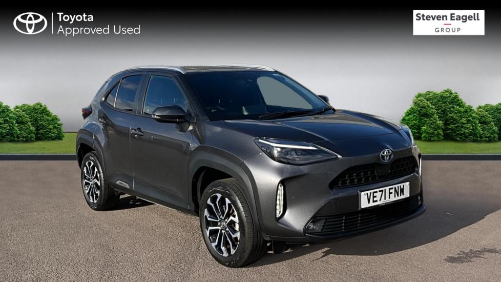 Main listing image - Toyota Yaris Cross