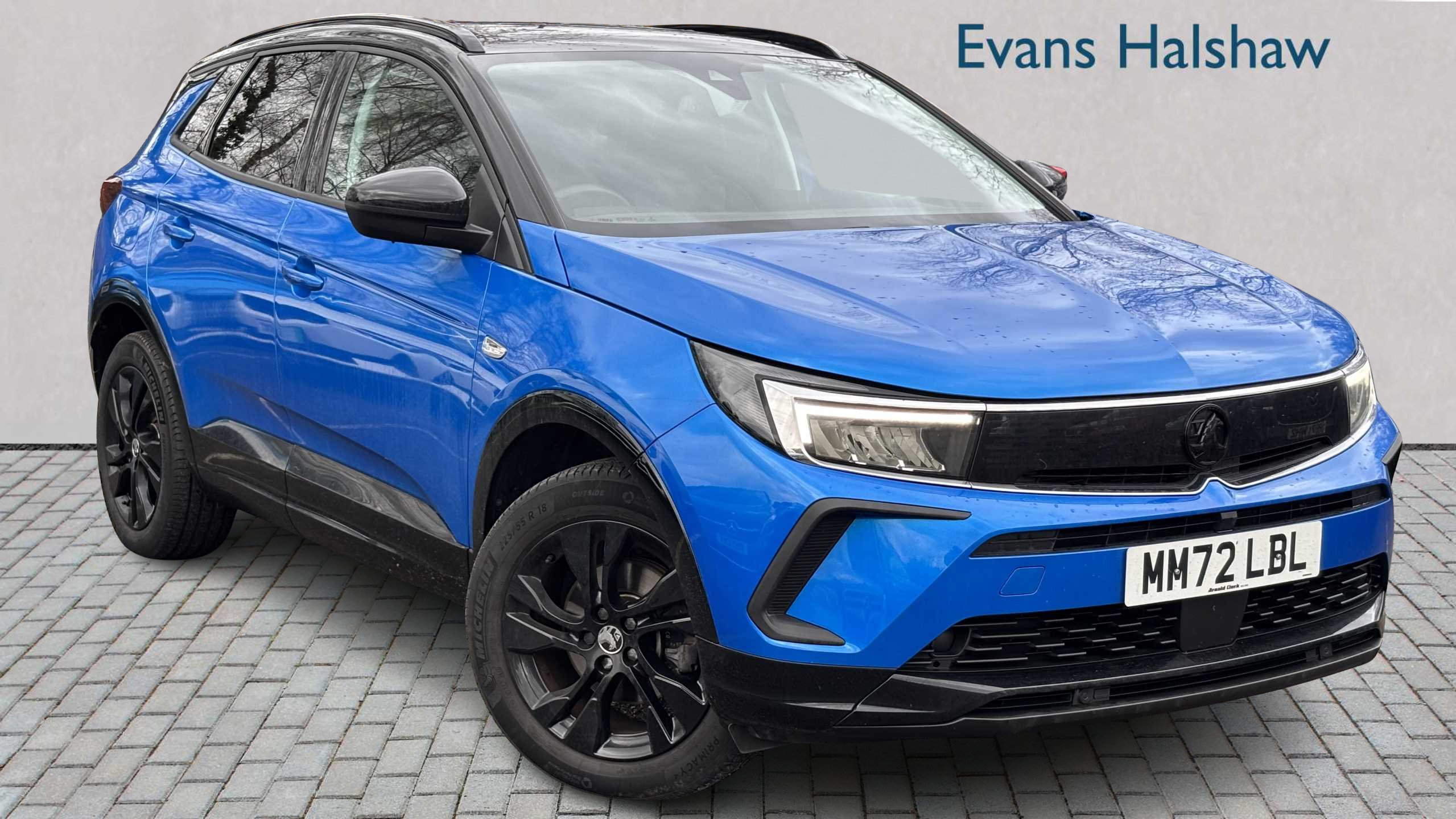 Main listing image - Vauxhall Grandland