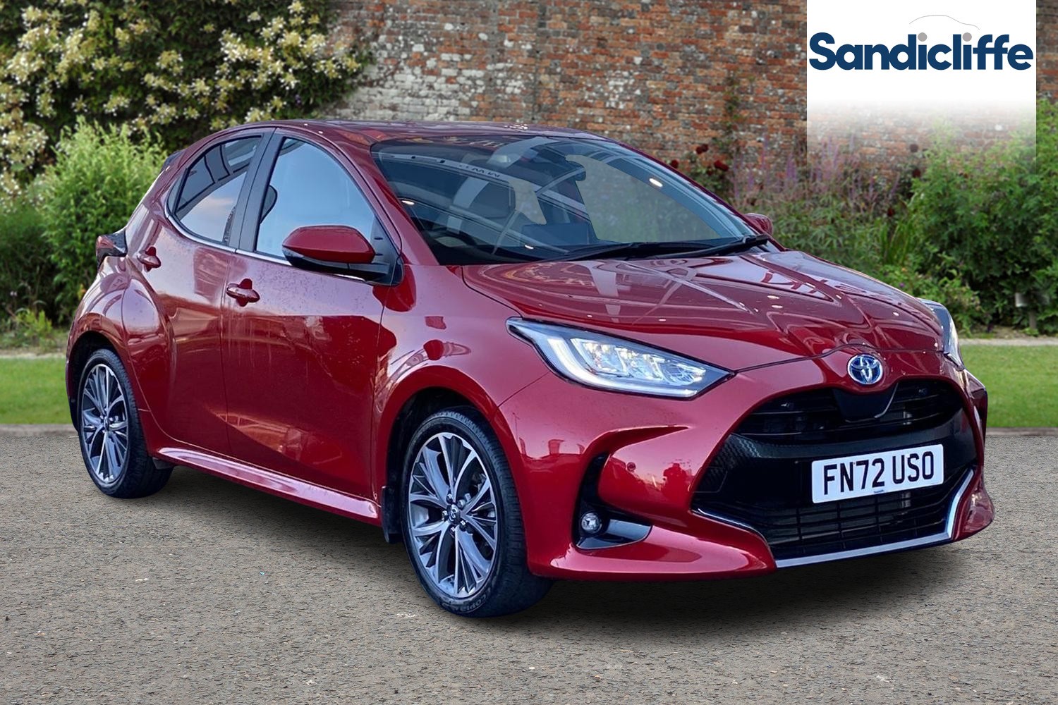 Main listing image - Toyota Yaris