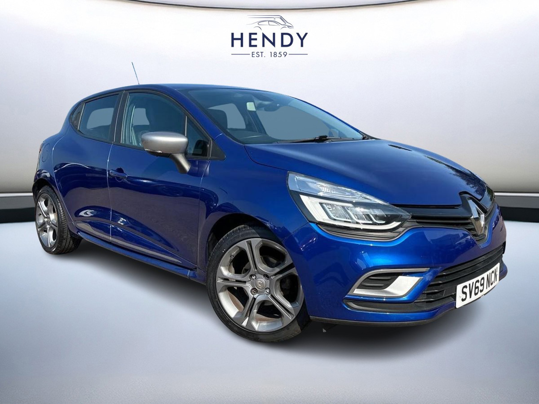 Main listing image - Renault Clio
