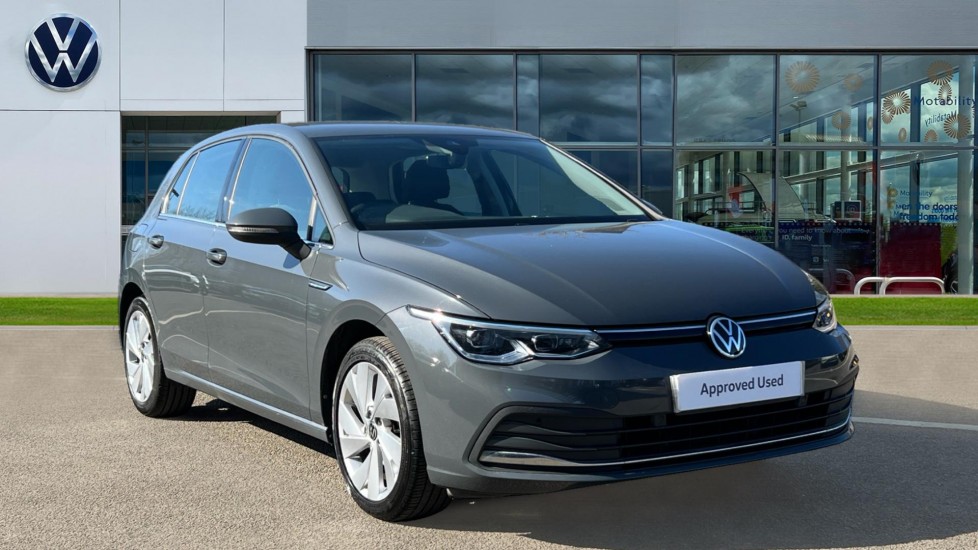 Main listing image - Volkswagen Golf