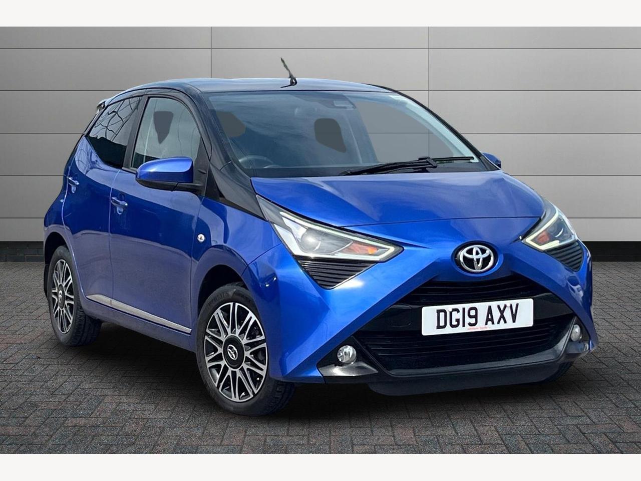 Main listing image - Toyota Aygo