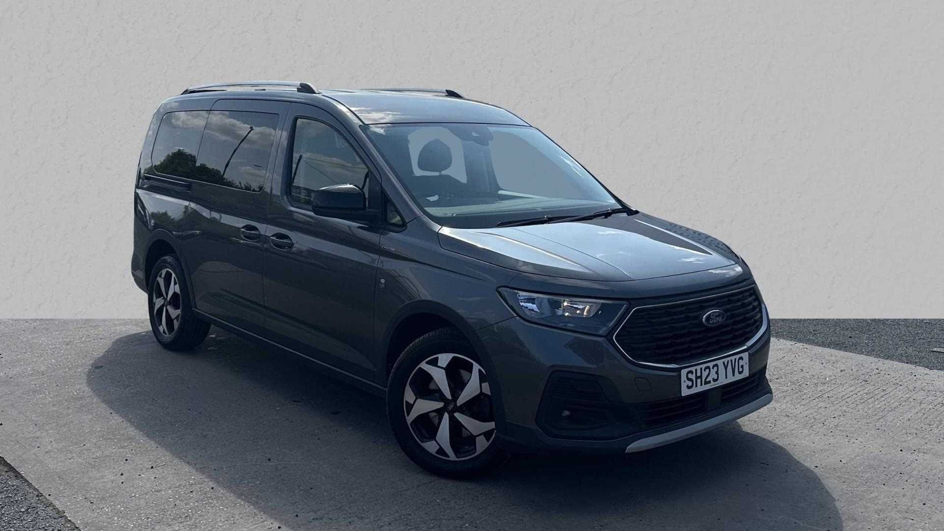 Main listing image - Ford Tourneo Connect